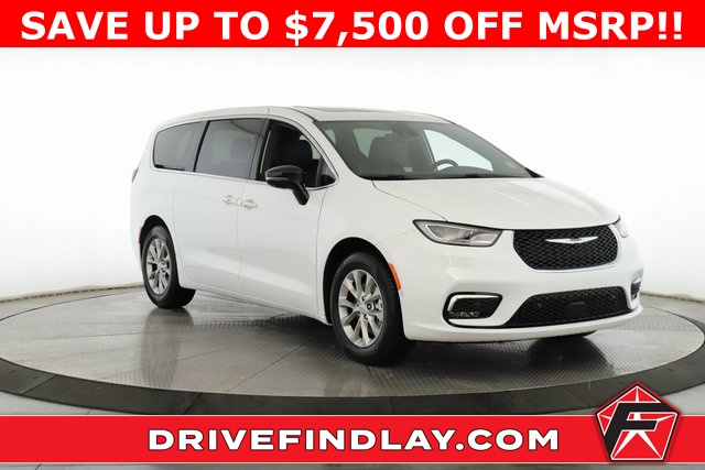 2026 Chrysler Pacifica Limited's photo