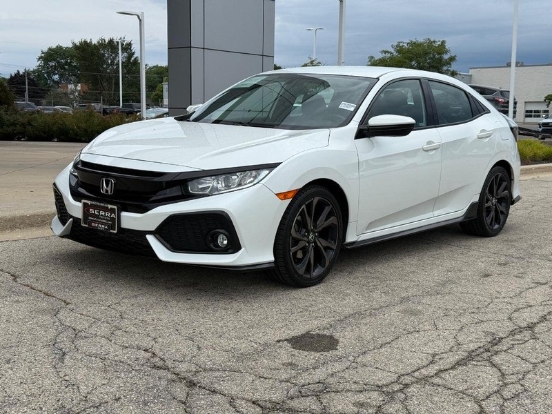 2018 Honda Civic Sport photo 7