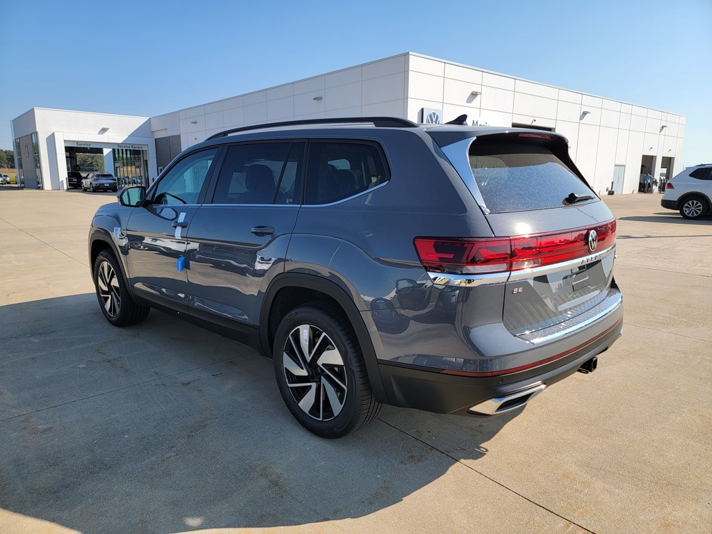 2026 Volkswagen Atlas SE Technology photo 5