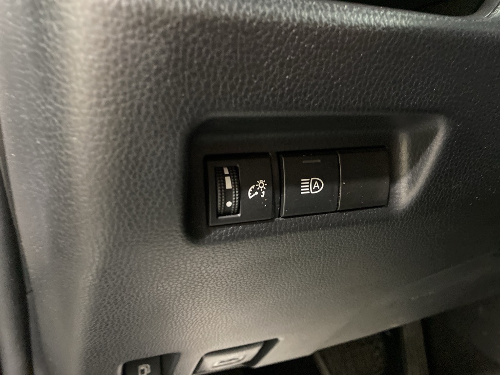 2021 Toyota RAV4 Hybrid LE photo 19