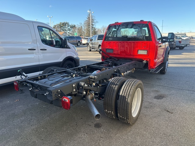 2024 Ford F-550 photo 2