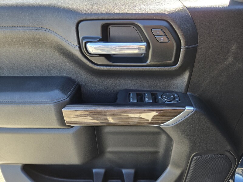 2019 Chevrolet Silverado 1500 LT photo 16