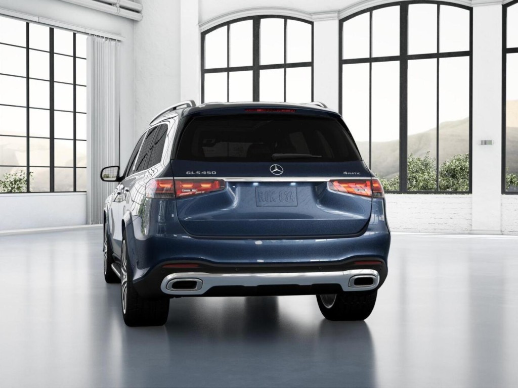 2026 Mercedes Benz GLS 450 4MATIC photo 25