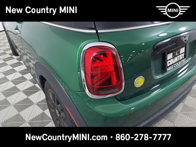 2022 Mini Cooper SE Signature photo 14