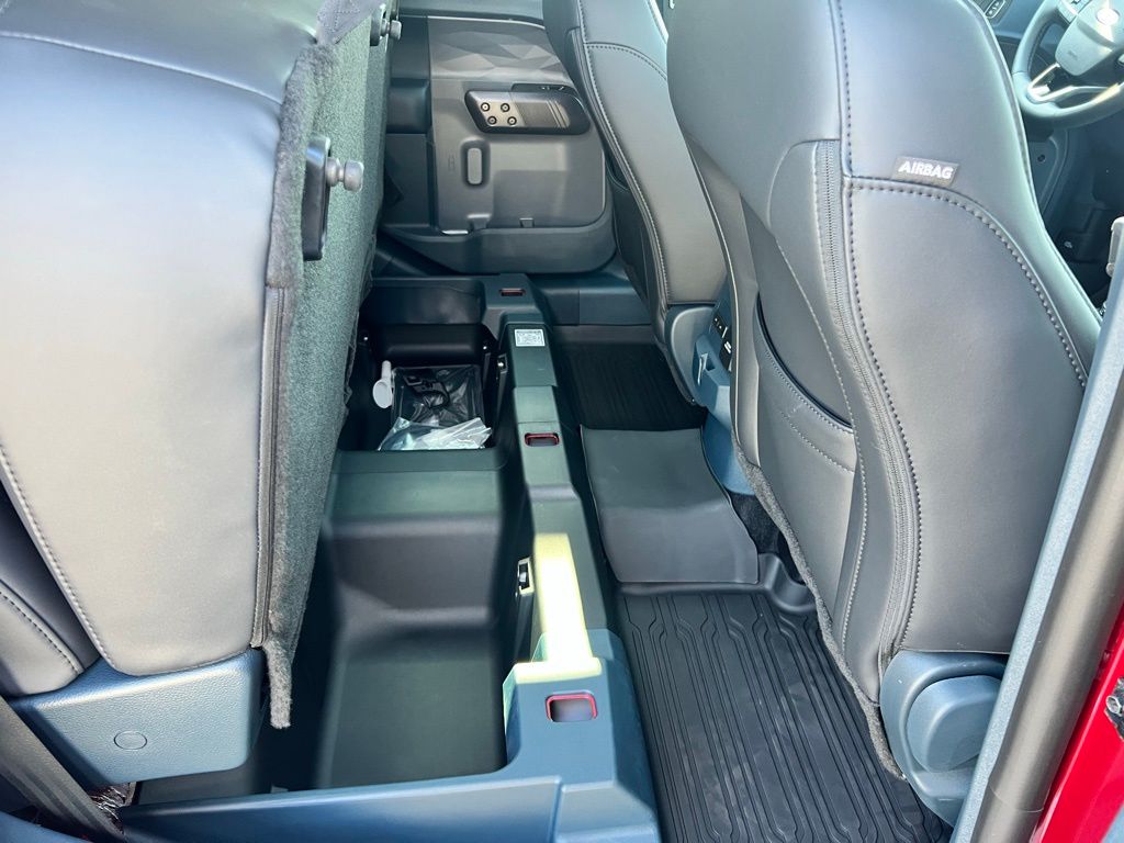 2025 Ford Maverick Lariat photo 24