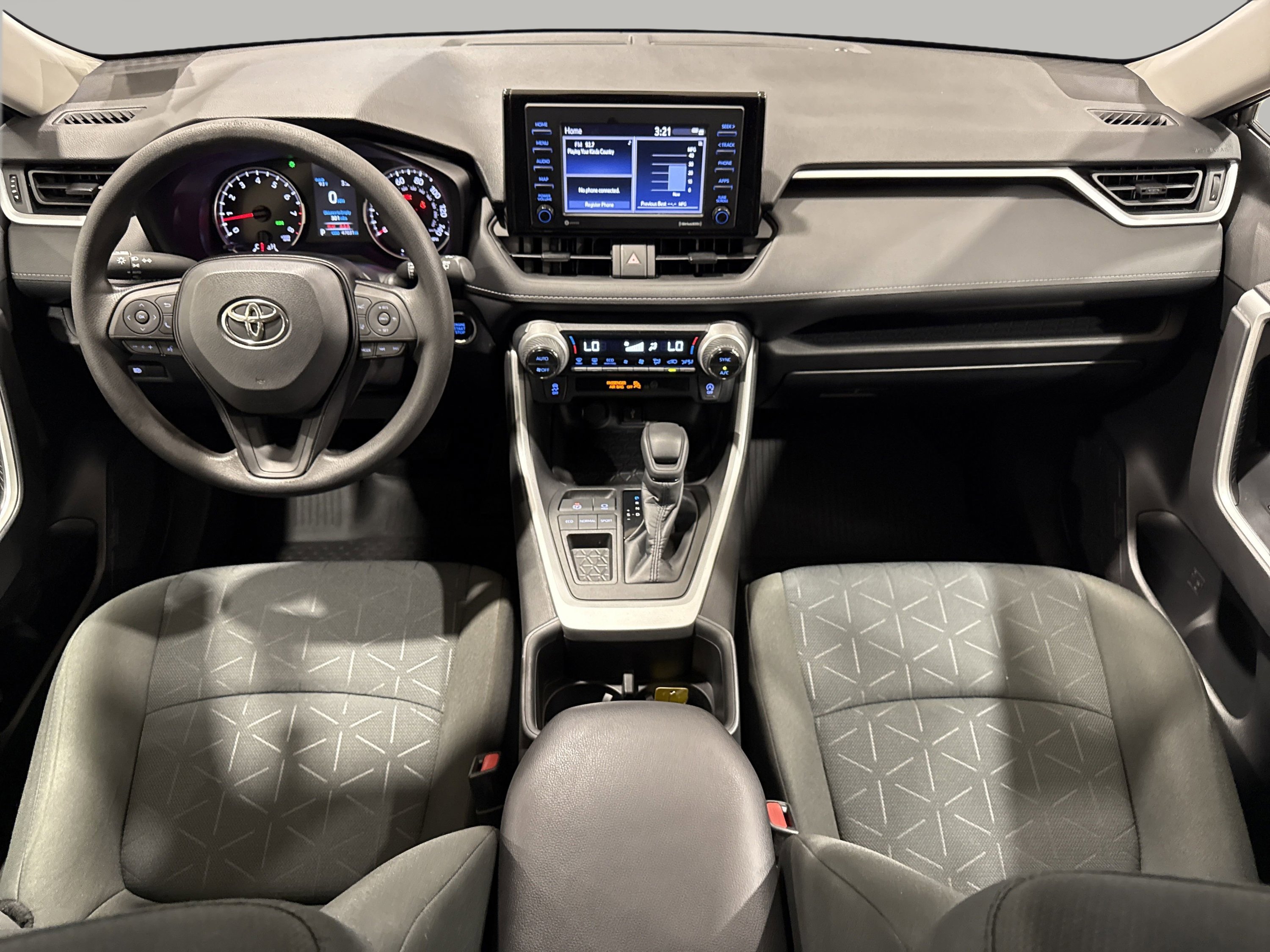 2022 Toyota RAV4 XLE photo 9