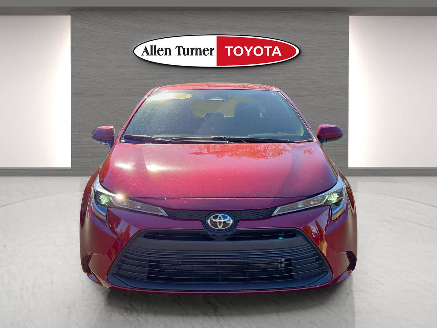 2024 Toyota Corolla LE photo 4