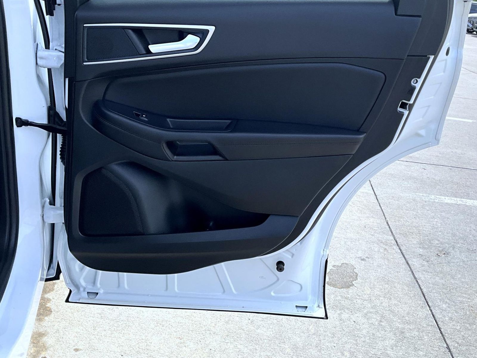 2024 Ford Edge SEL photo 21