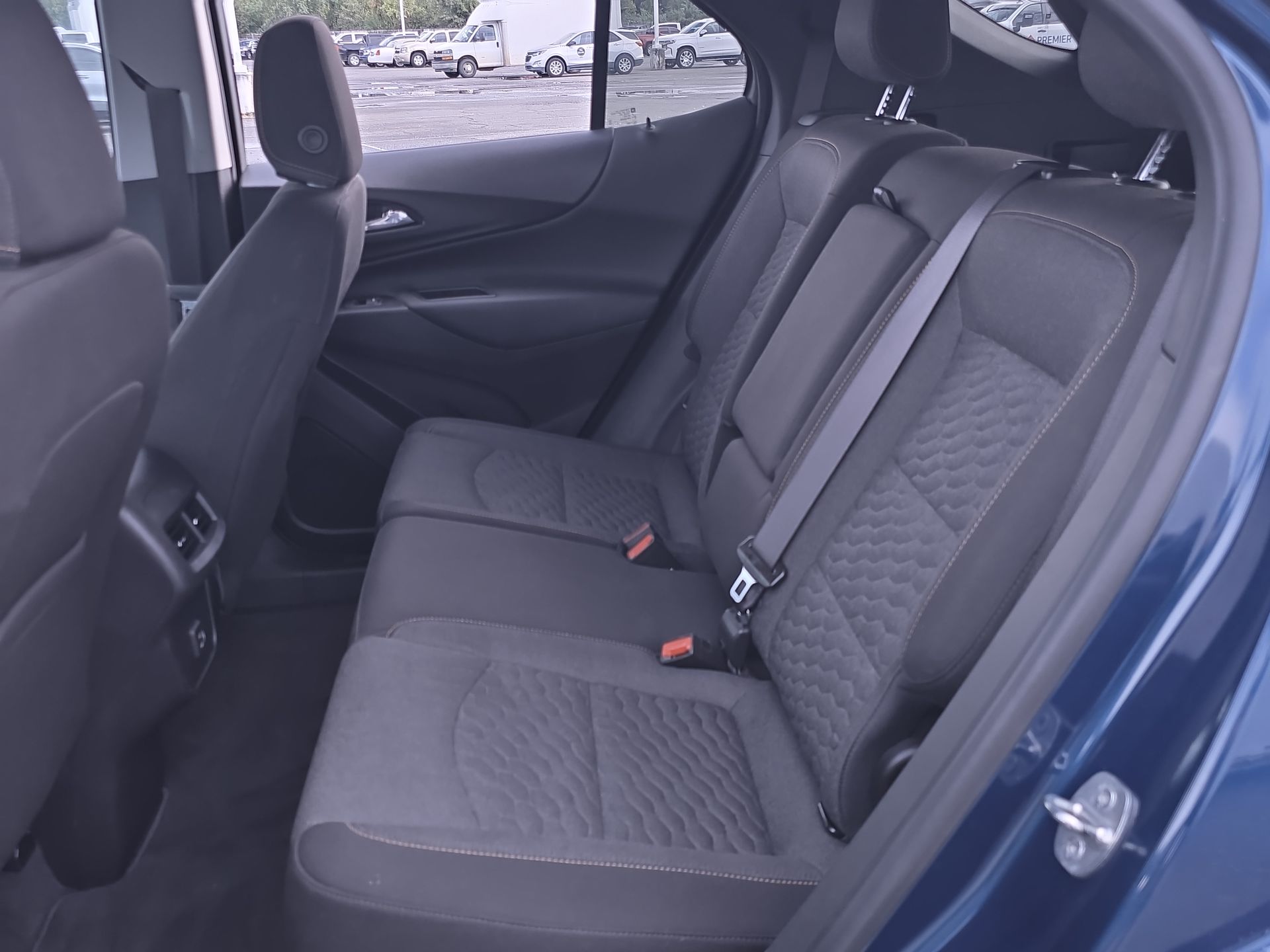 2021 Chevrolet Equinox LT photo 24