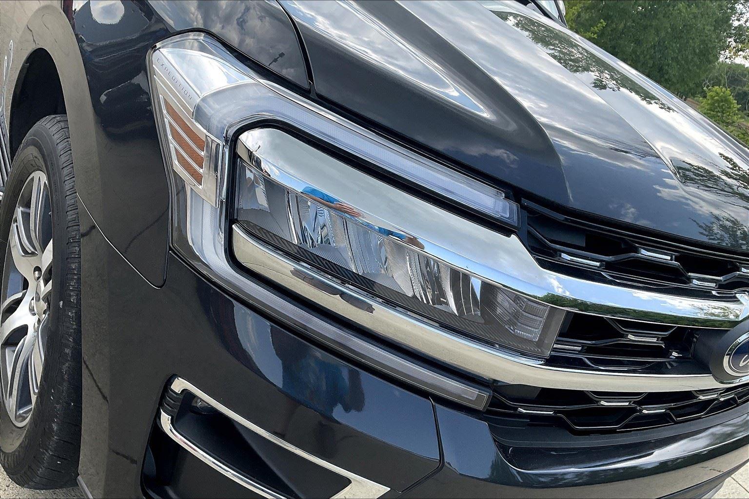 2023 Ford Expedition Limited photo 28