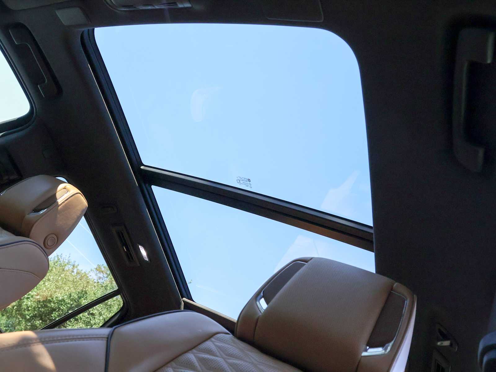 2022 Cadillac Escalade Sport photo 14