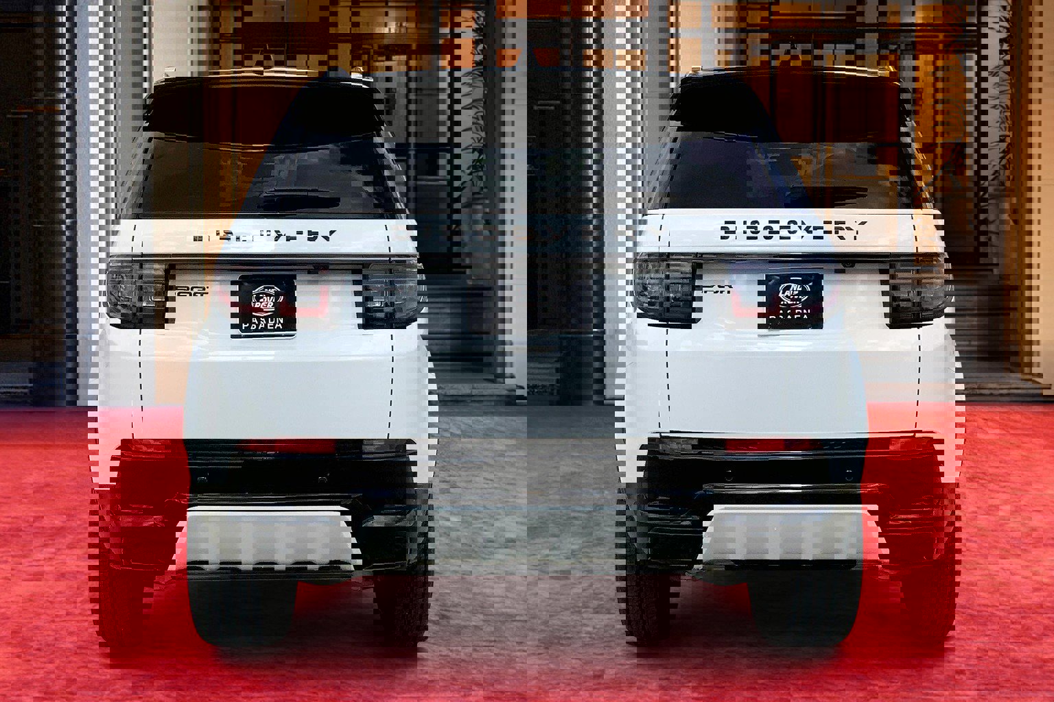 2025 Land Rover Discovery Sport Dynamic SE photo 4