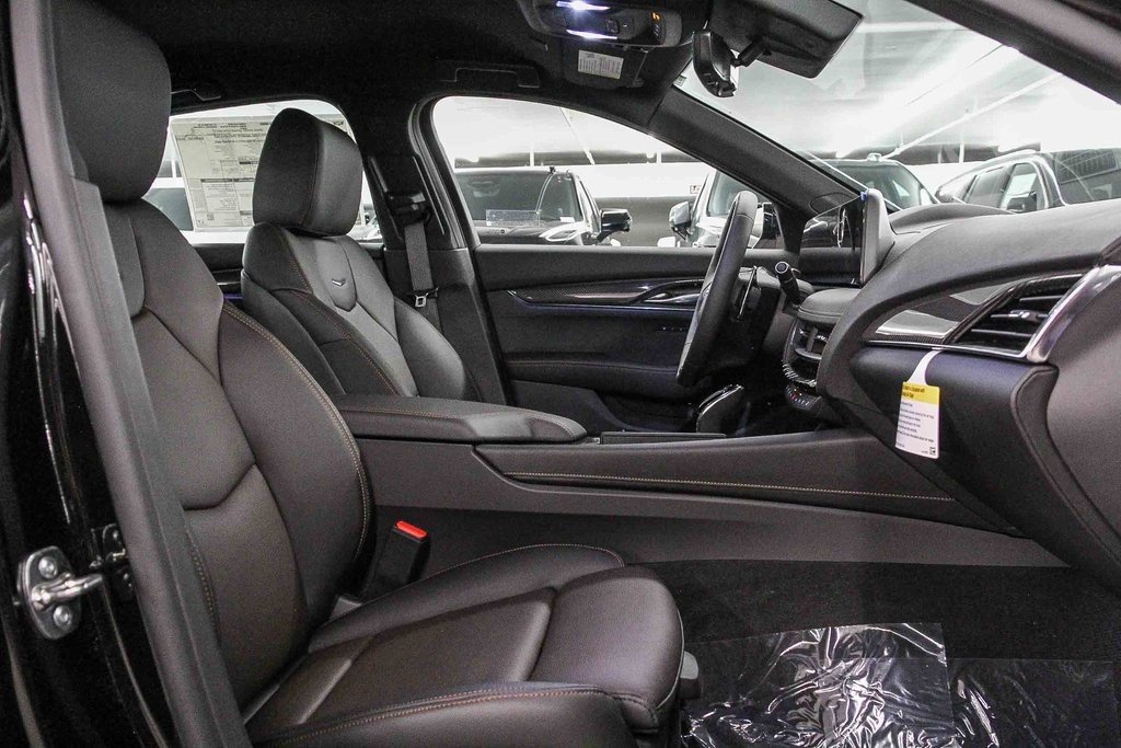 2026 Cadillac CT5 V photo 17