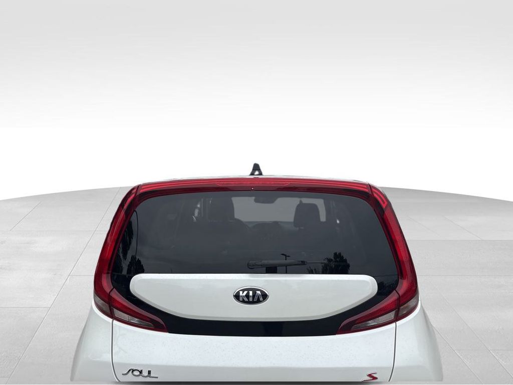 2020 Kia Soul S photo 11