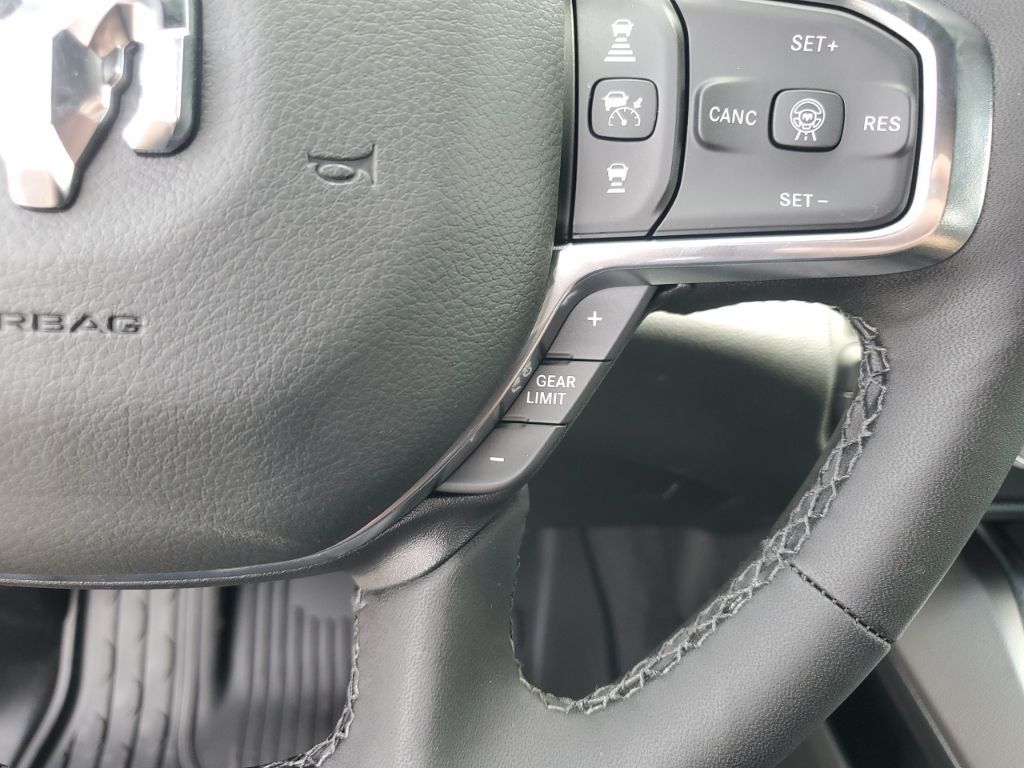 2026 Ram 1500 Laramie photo 37