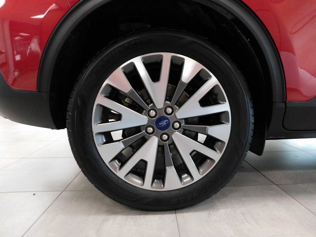 2020 Ford Escape Titanium photo 12