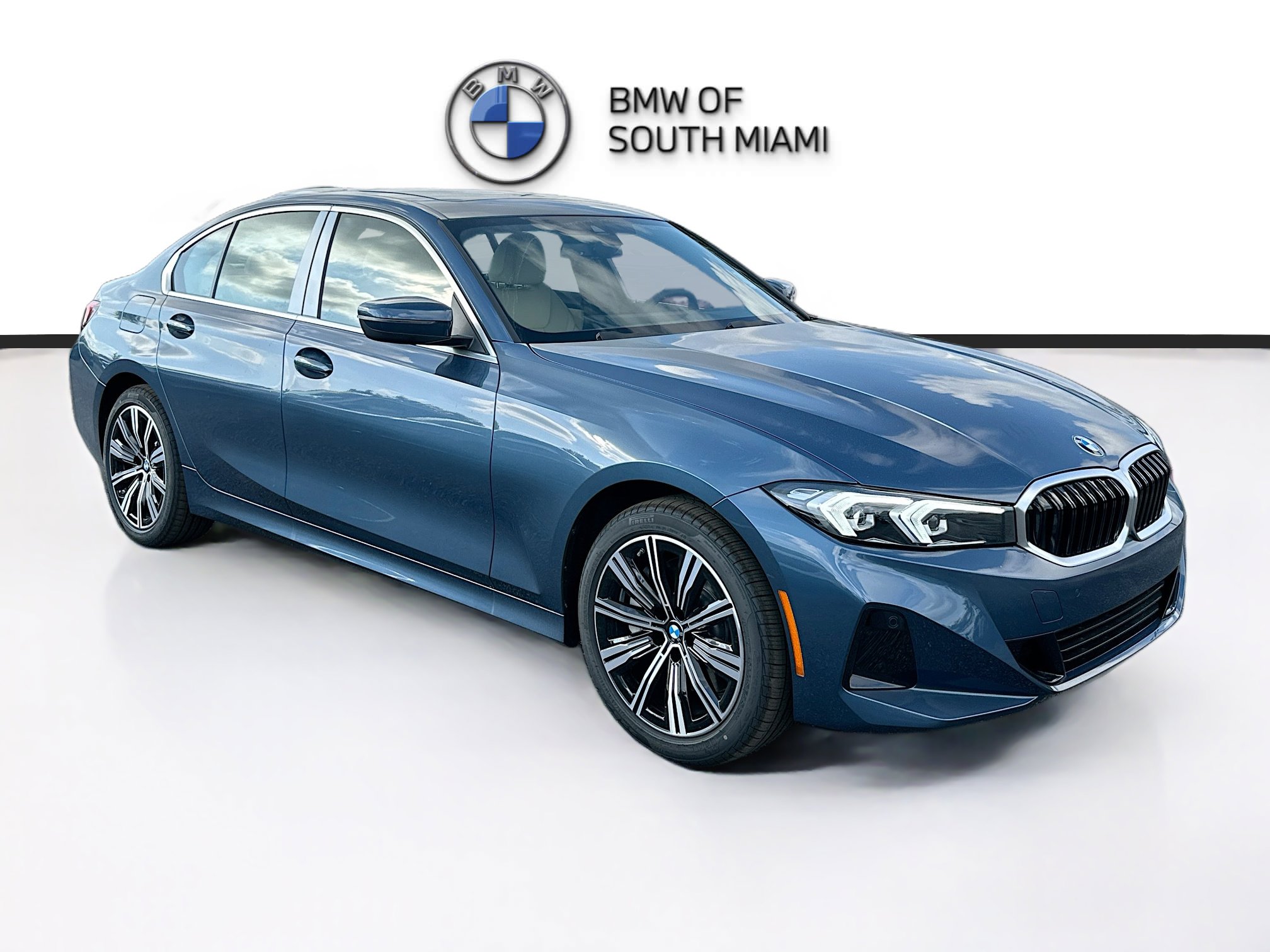 2026 BMW 3 Series 330i's photo