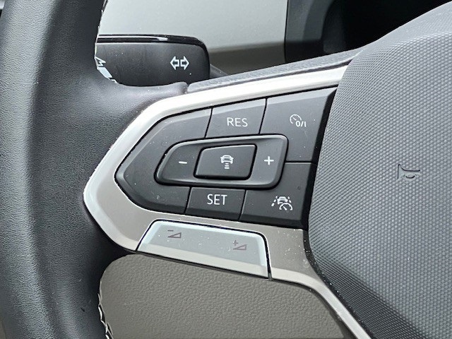 2023 Volkswagen Atlas SEL photo 29