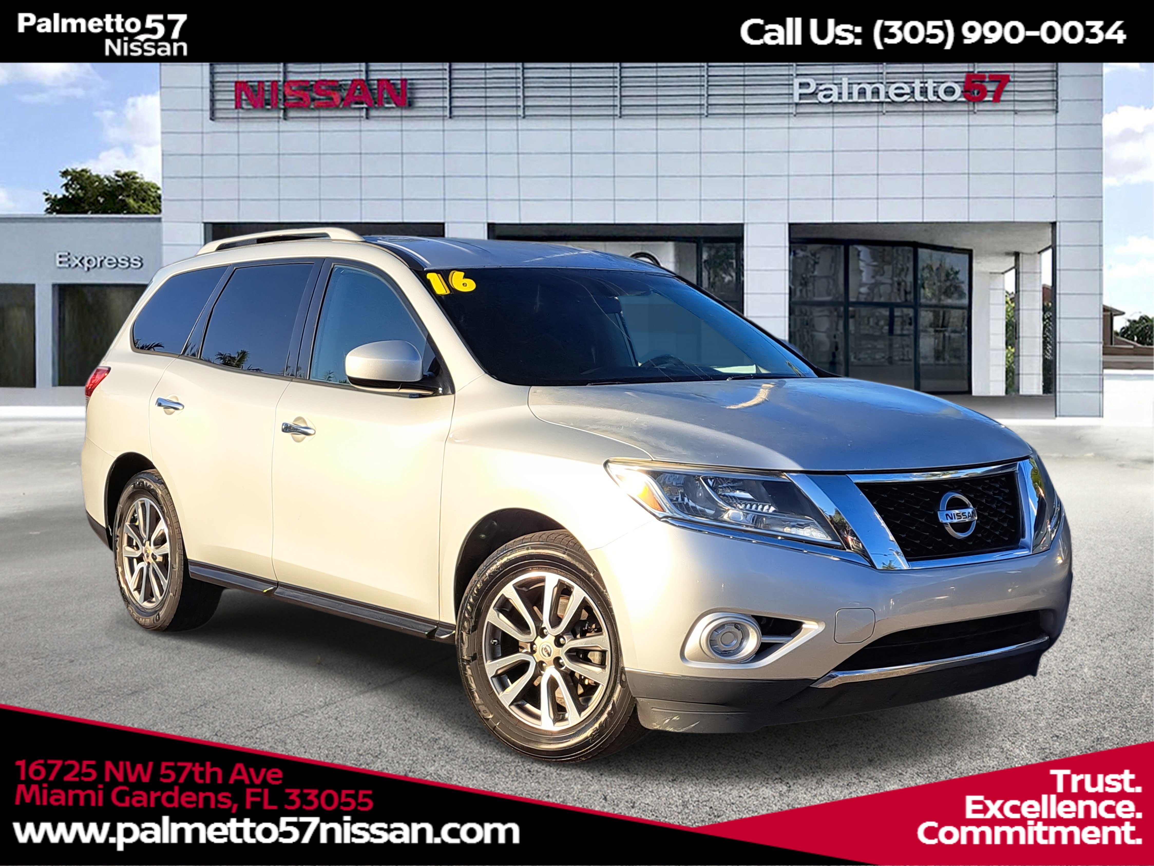 2020 Nissan Pathfinder S