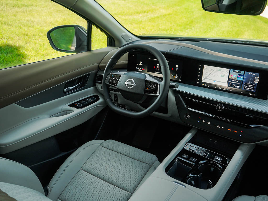 2025 Nissan Murano Platinum photo 14