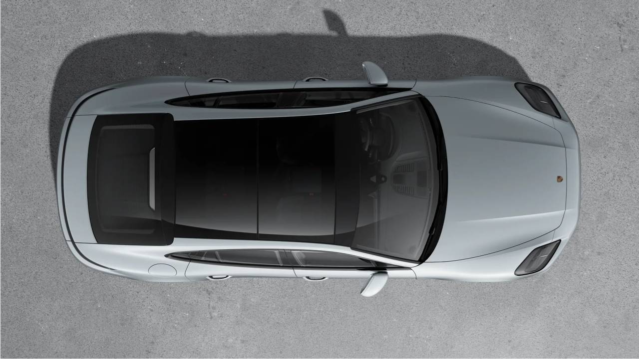 2026 Porsche Panamera 4 photo 4