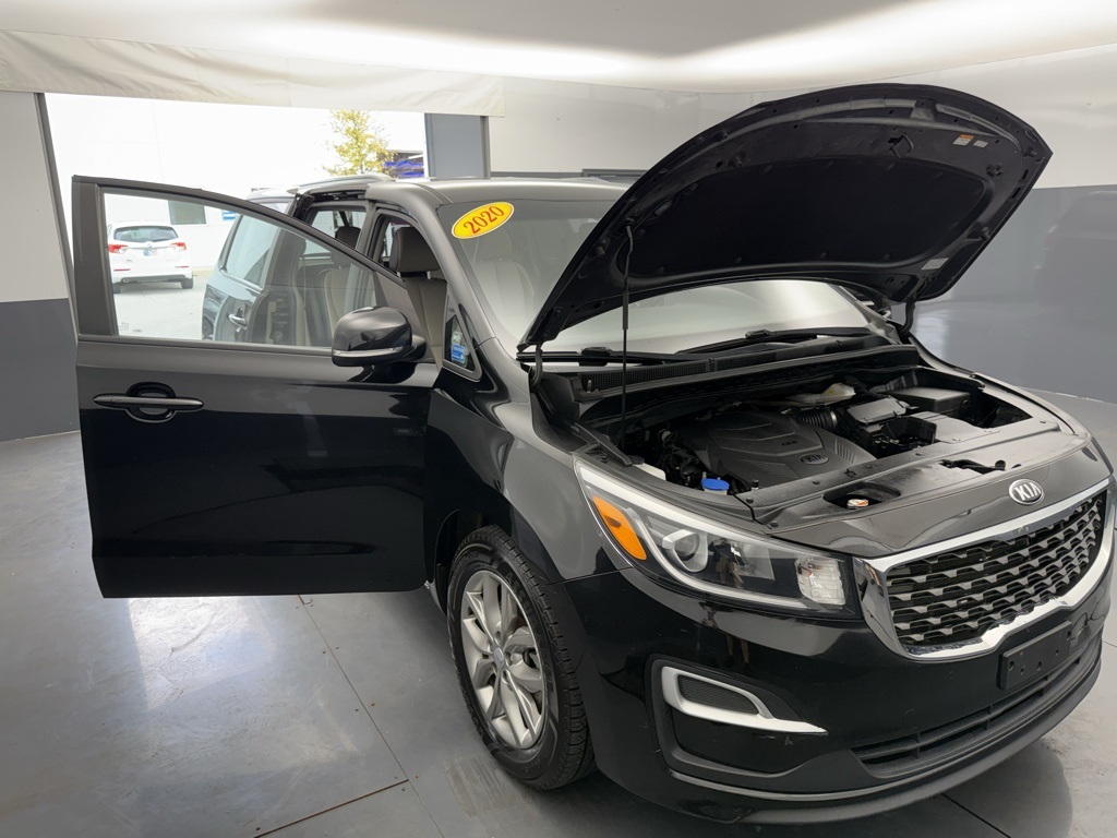 2020 Kia Sedona EX photo 9