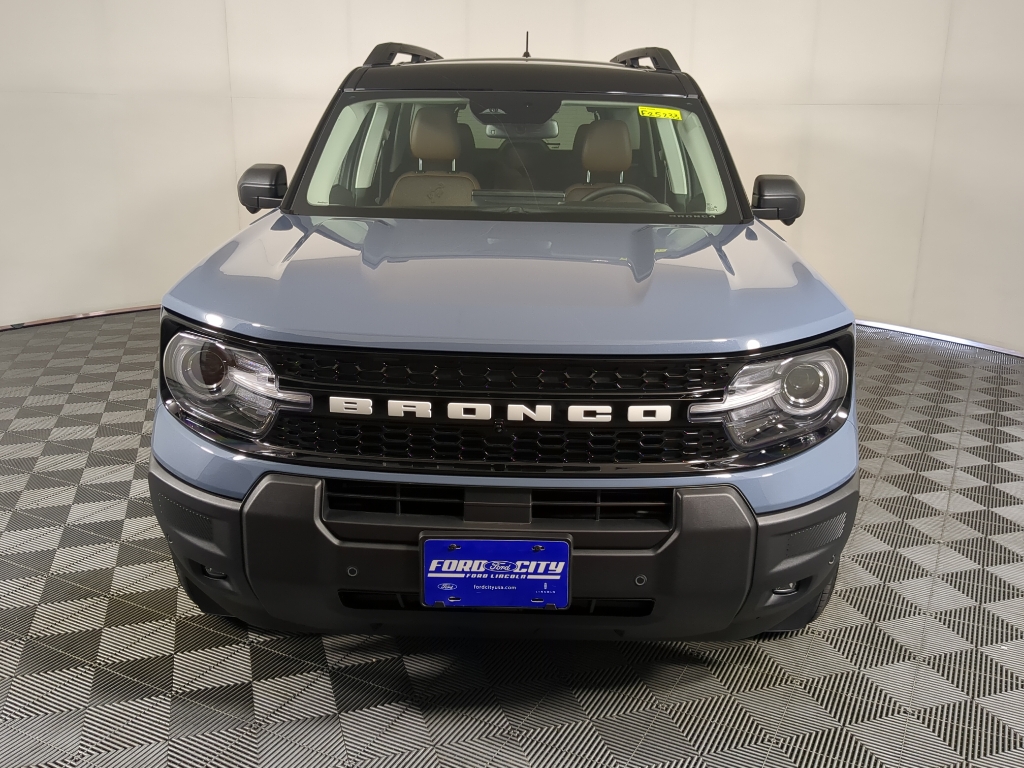 2025 Ford Bronco Sport Outer Banks photo 3