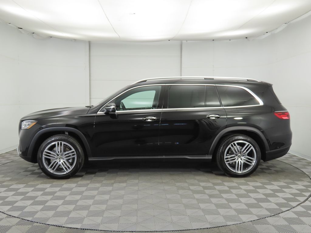 2025 Mercedes Benz GLS 450 4MATIC photo 8