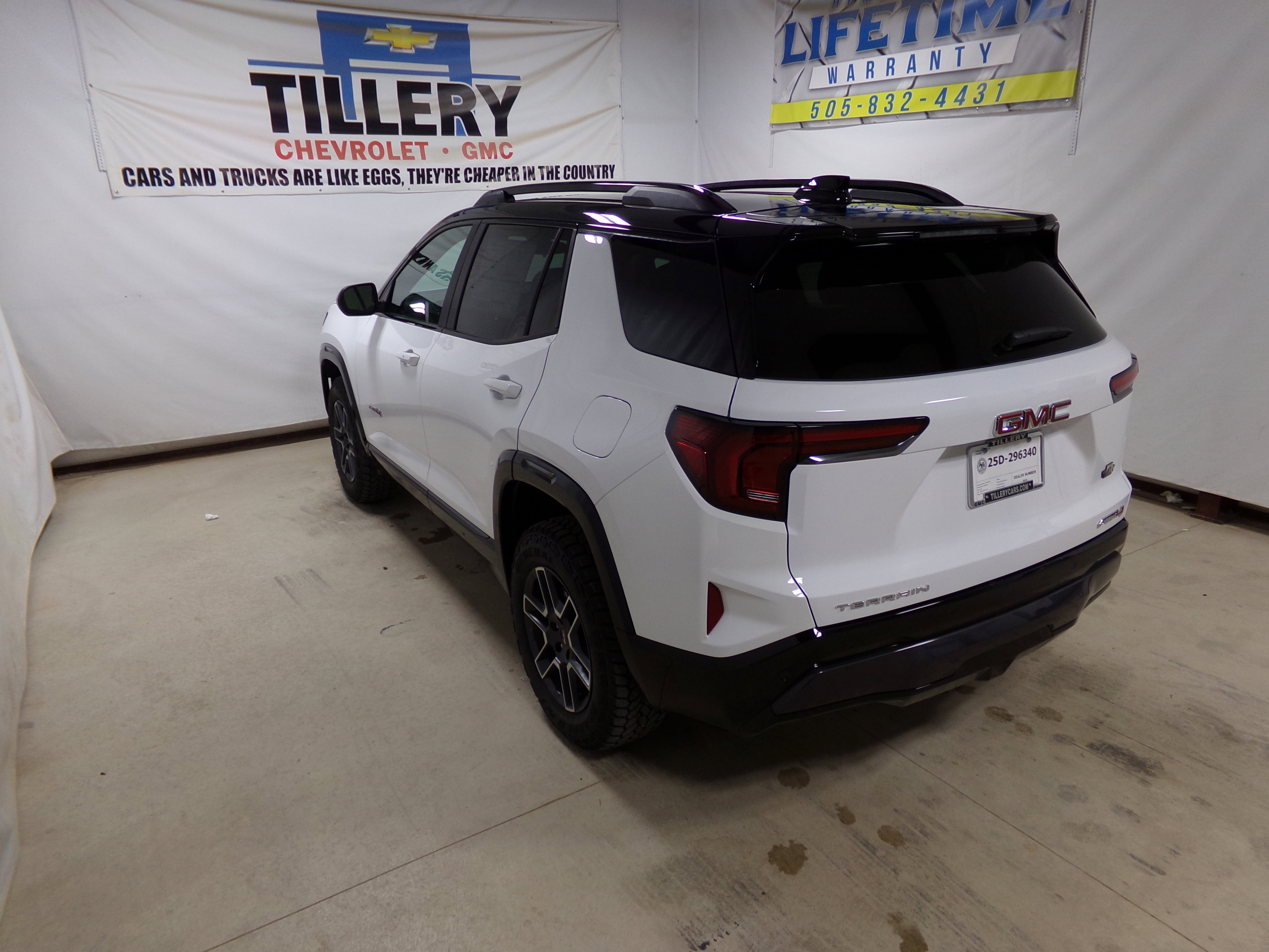 2026 Gmc Terrain AT4 photo 4