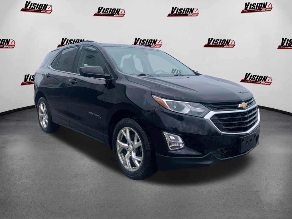 2019 Chevrolet Equinox LT photo 3