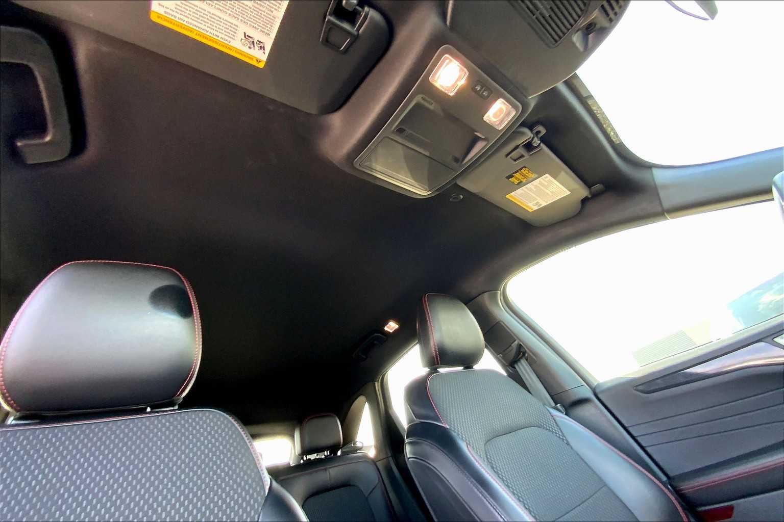 2024 Ford Escape ST-Line photo 11