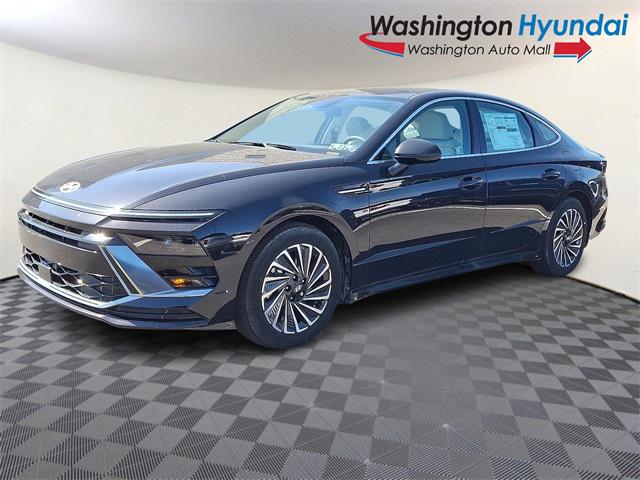 2025 Hyundai Sonata Hybrid SEL photo 2