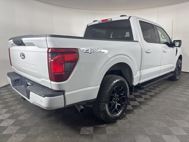 2024 Ford F-150 XLT photo 3