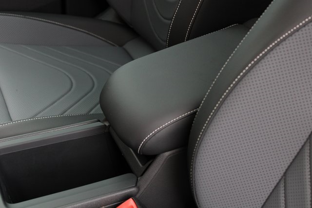 2025 Volkswagen Tiguan SE R-Line Black photo 5