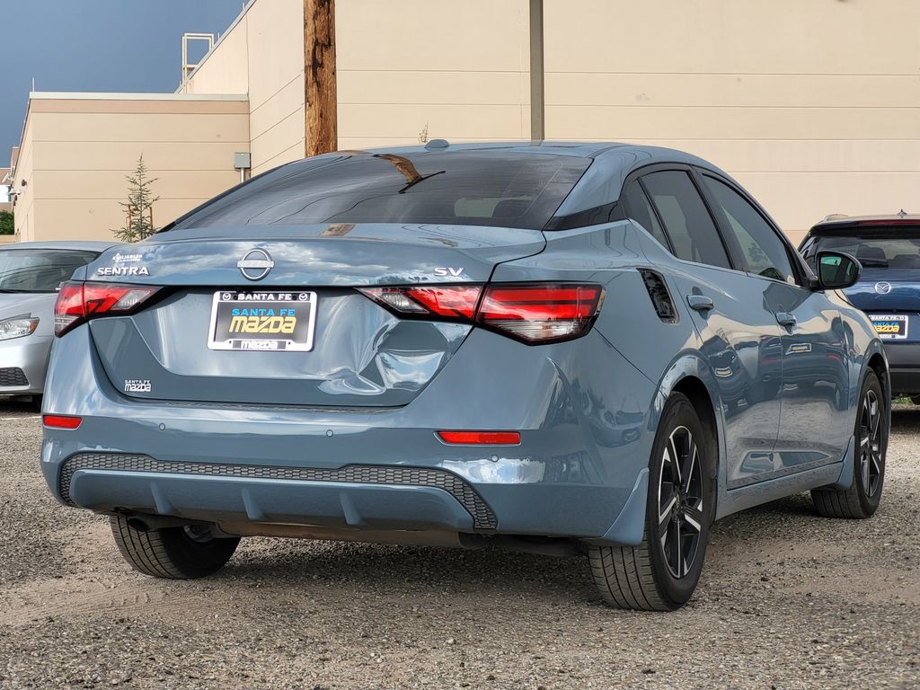 2024 Nissan Sentra SV photo 5