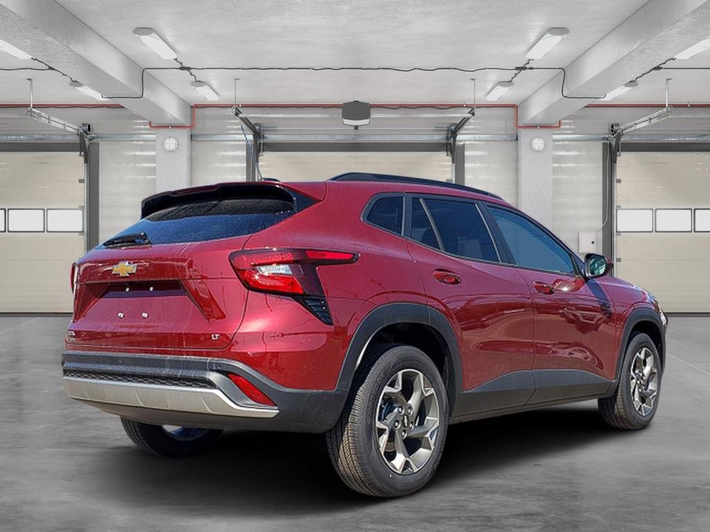 2025 Chevrolet Trax LT photo 7
