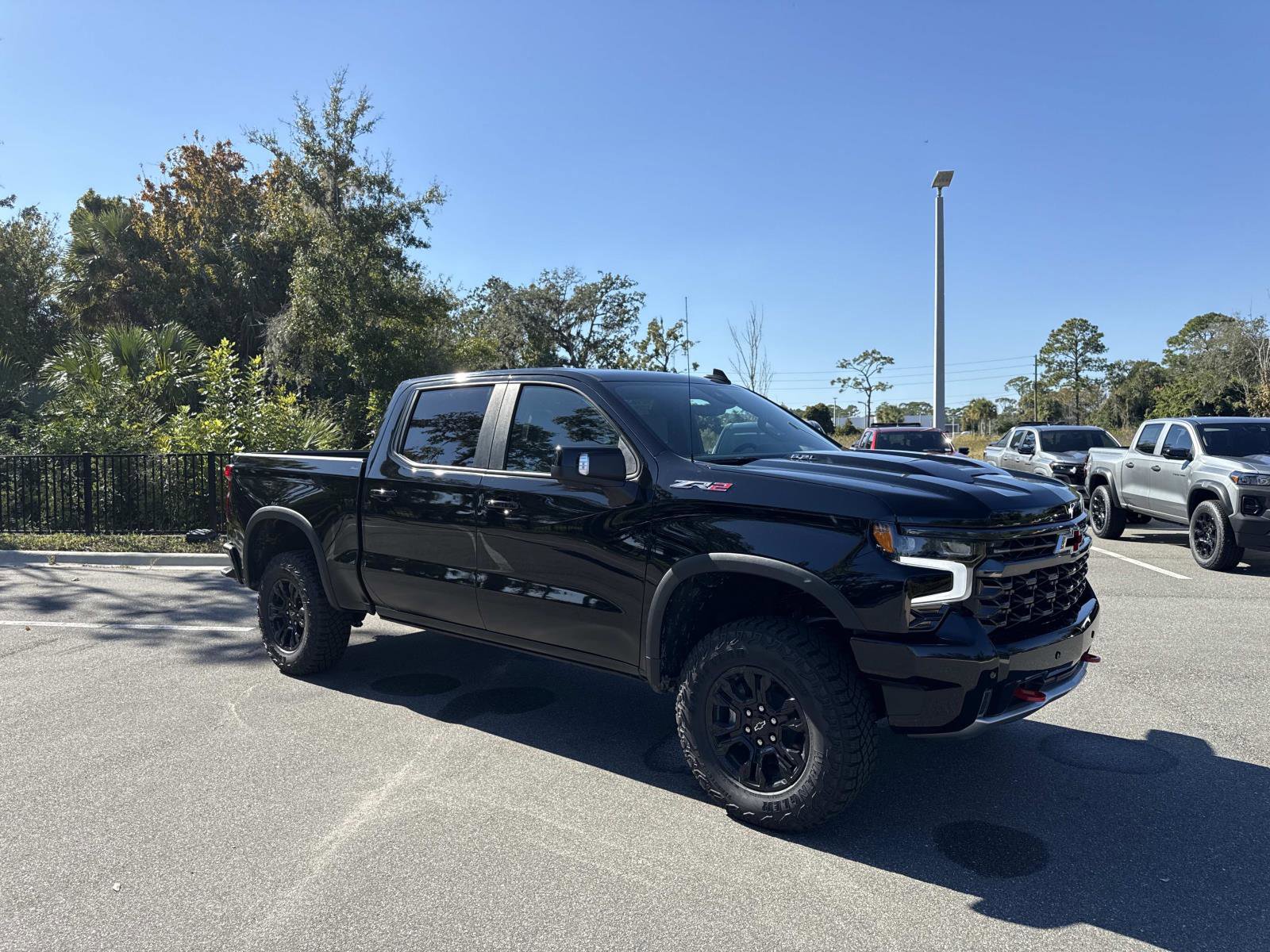 2026 Chevrolet Silverado 1500 ZR2's photo
