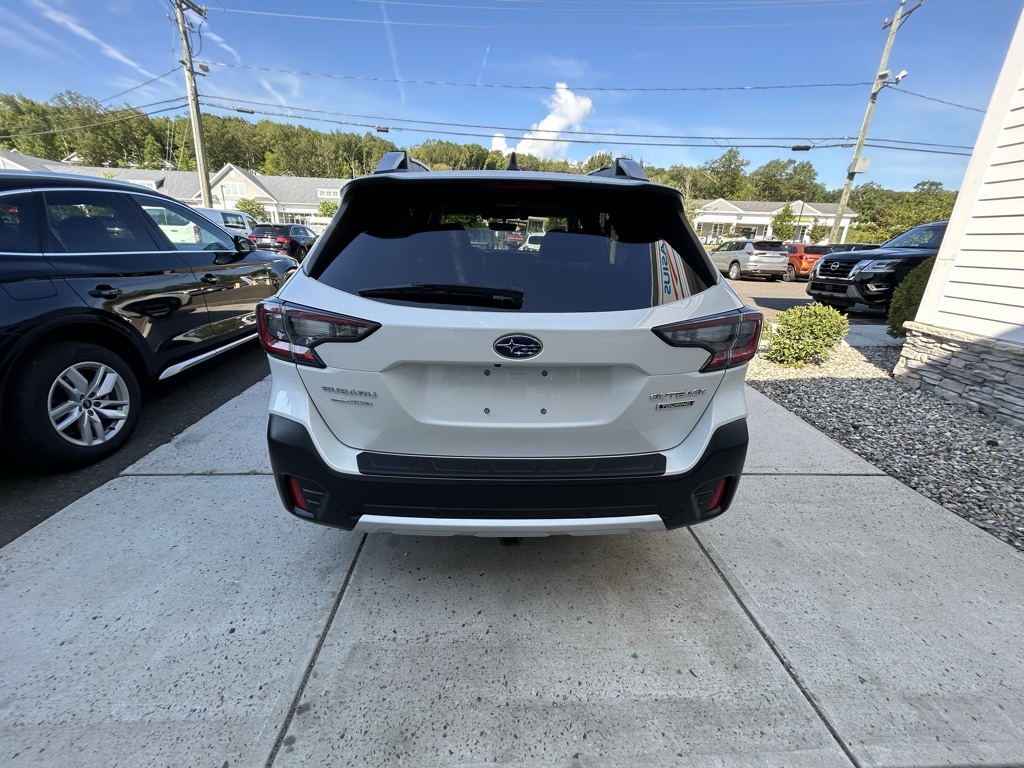 2020 Subaru Outback Touring photo 4