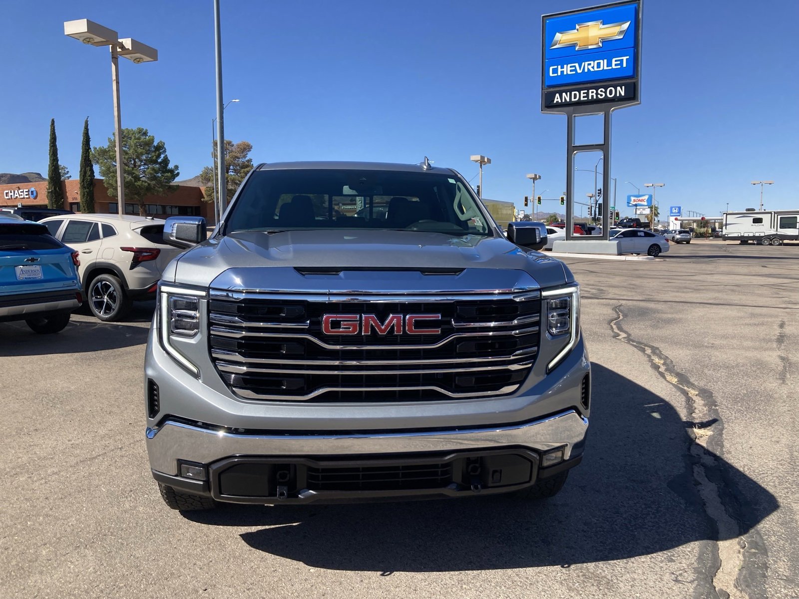 2025 Gmc Sierra 1500 SLT photo 2