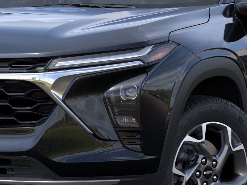 2026 Chevrolet Trax LT photo 5