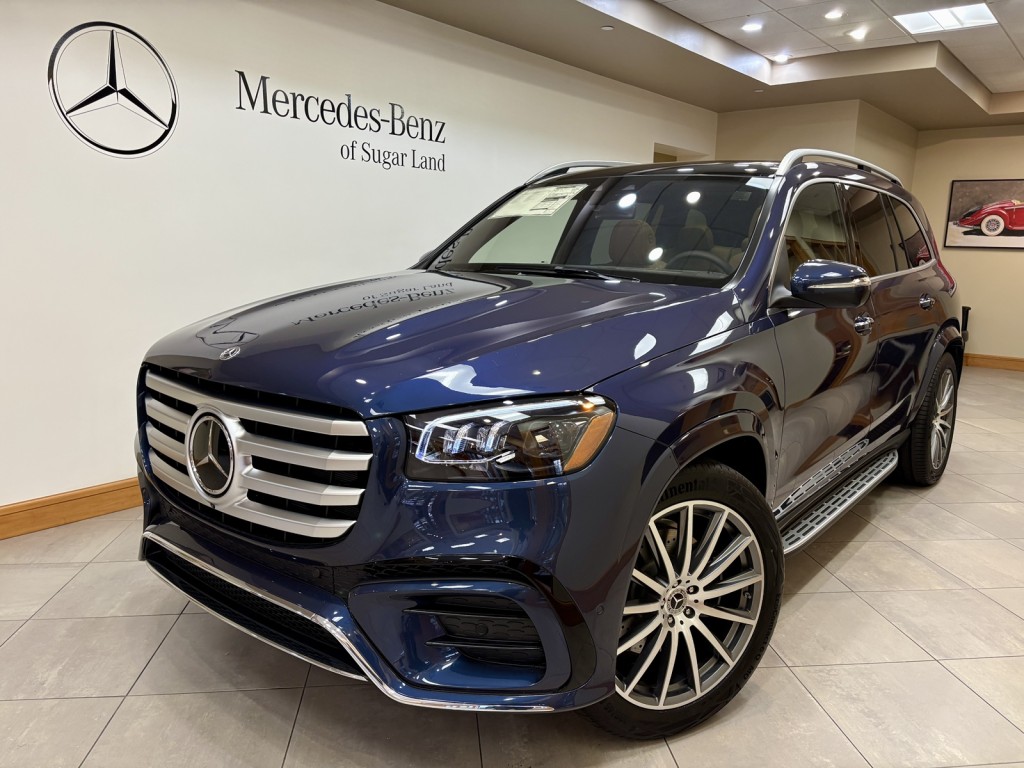 2026 Mercedes-Benz GLS Base's photo