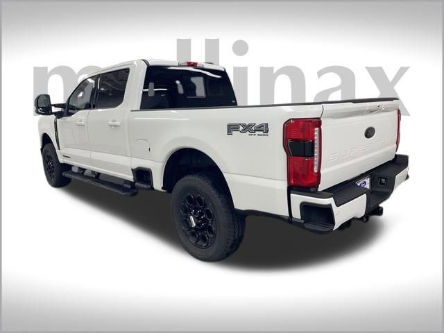 2025 Ford F-250 Lariat photo 3