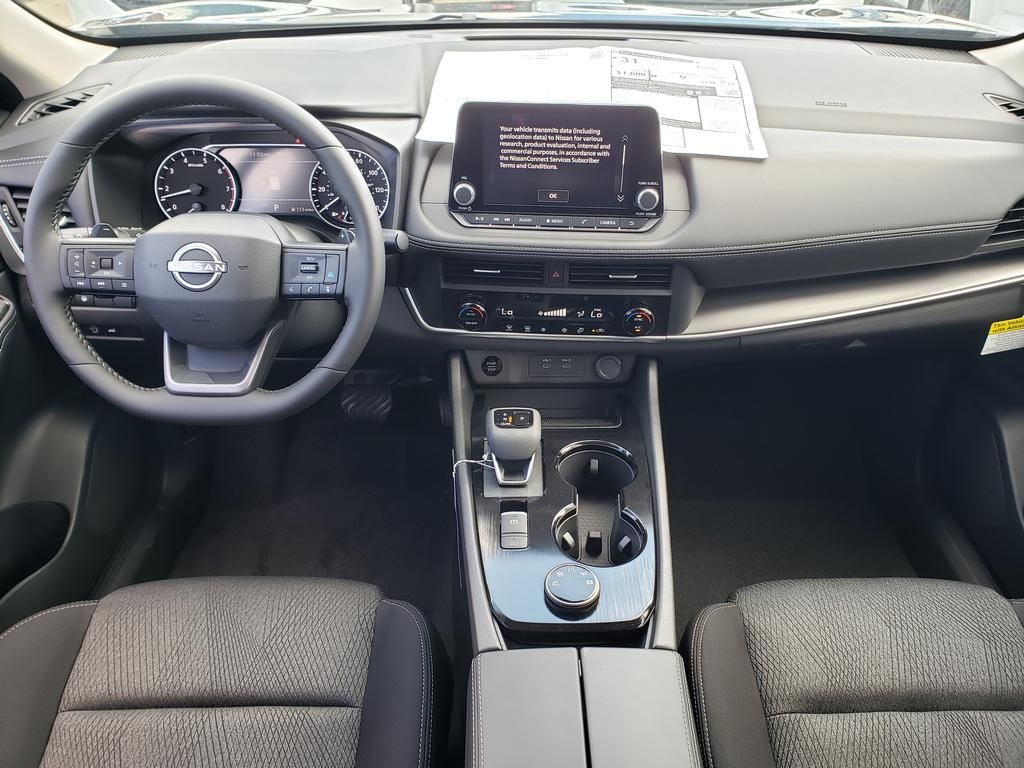 2026 Nissan Rogue SV photo 8