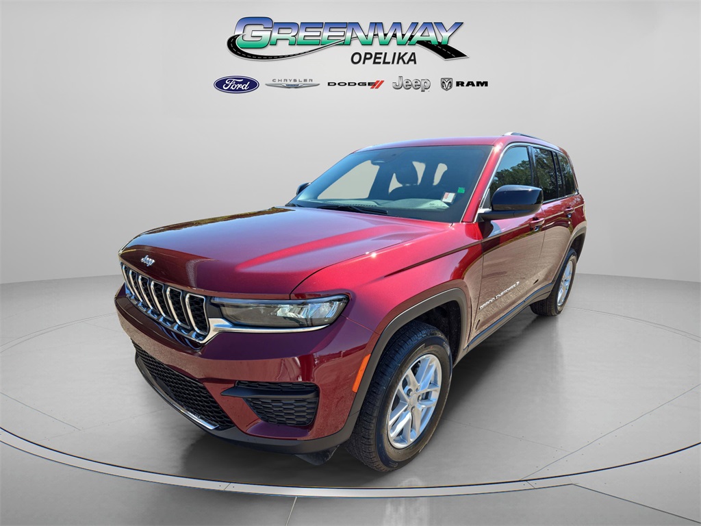 2025 Jeep Grand Cherokee Laredo X photo 2