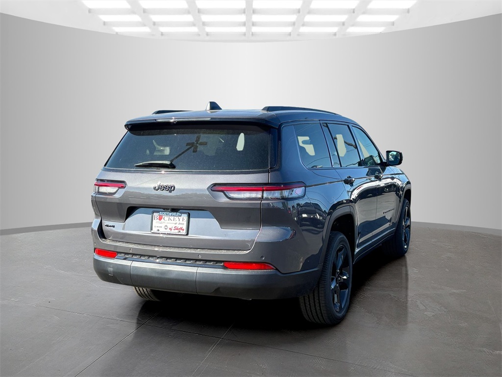 2025 Jeep Grand Cherokee Altitude X photo 2