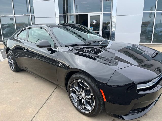 2025 Dodge Charger R/T photo 8