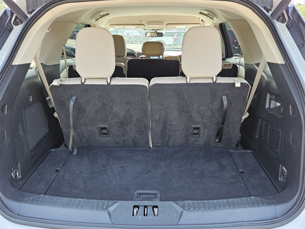 2022 Ford Explorer Limited photo 11