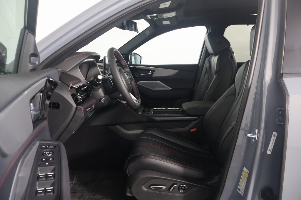 2026 Acura MDX SH-AWD A-Spec Advance photo 5