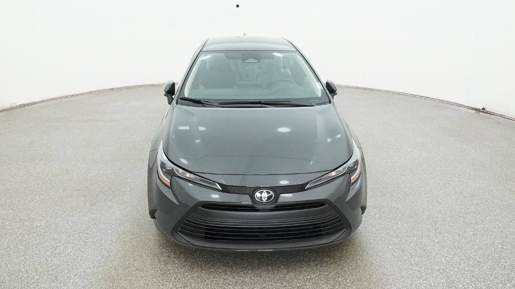 2025 Toyota Corolla LE photo 3