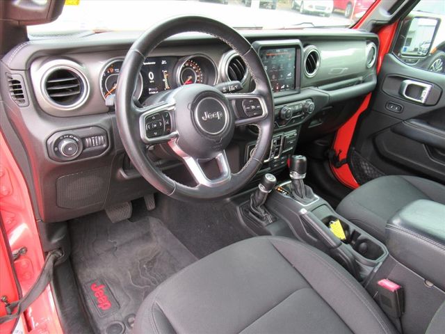 2019 Jeep Wrangler Unlimited Sahara photo 15